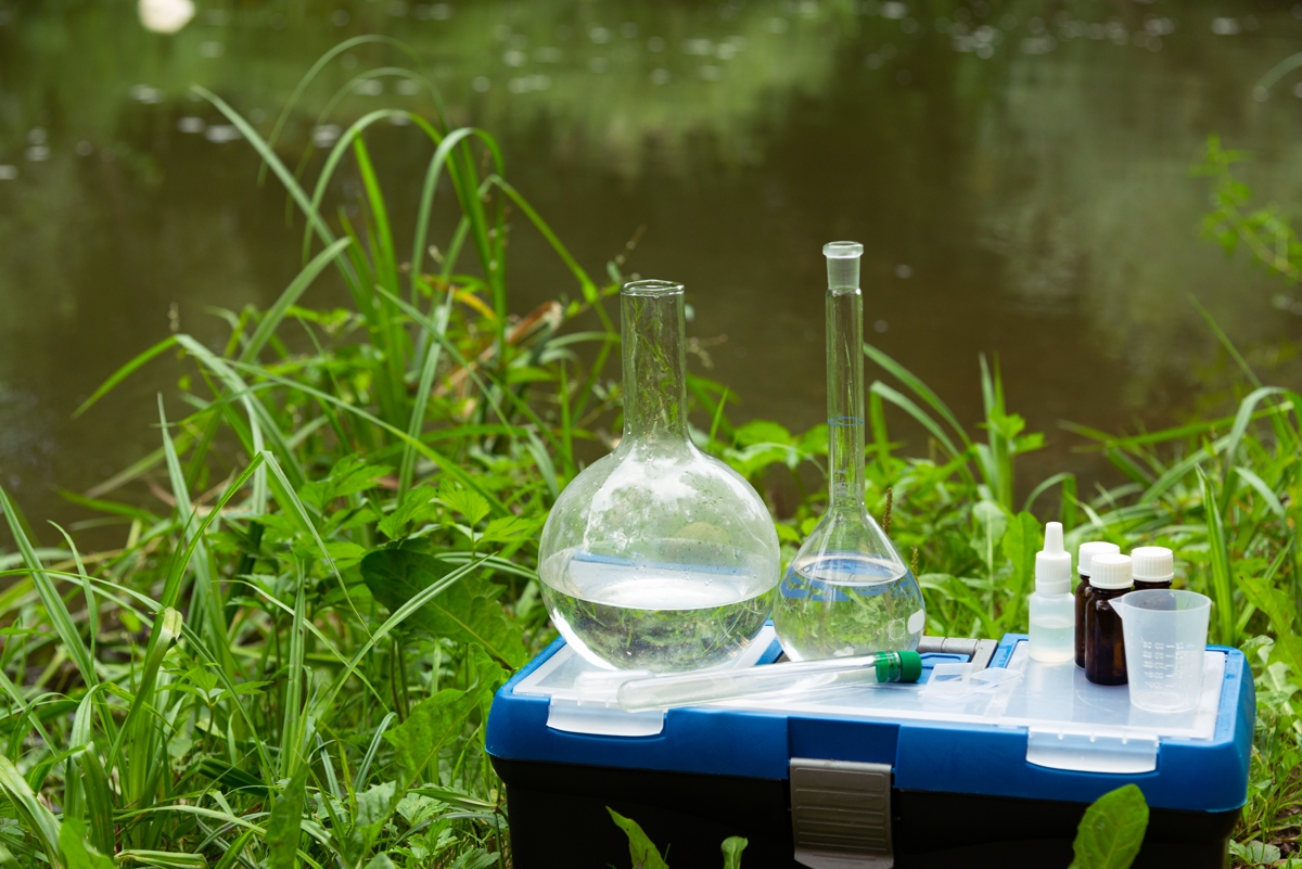 Taking Water by greenhouuses. Taking Water from greenhouuses.